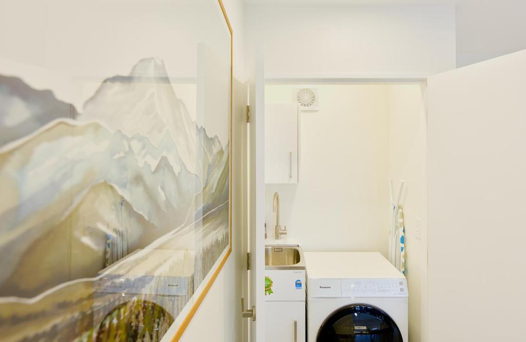 Modern Townhouse, Prime Location, Carpark - Resim 45