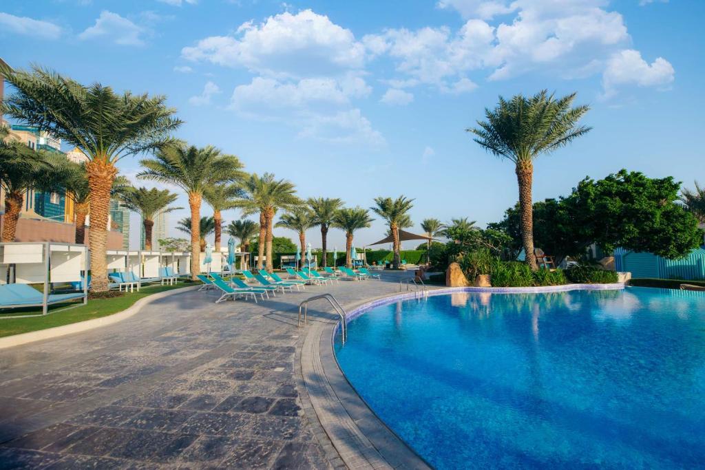 Bazén v ubytování Hilton Doha nebo v jeho okolí
