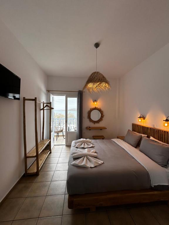 Postel nebo postele na pokoji v ubytování Hotel Livadia