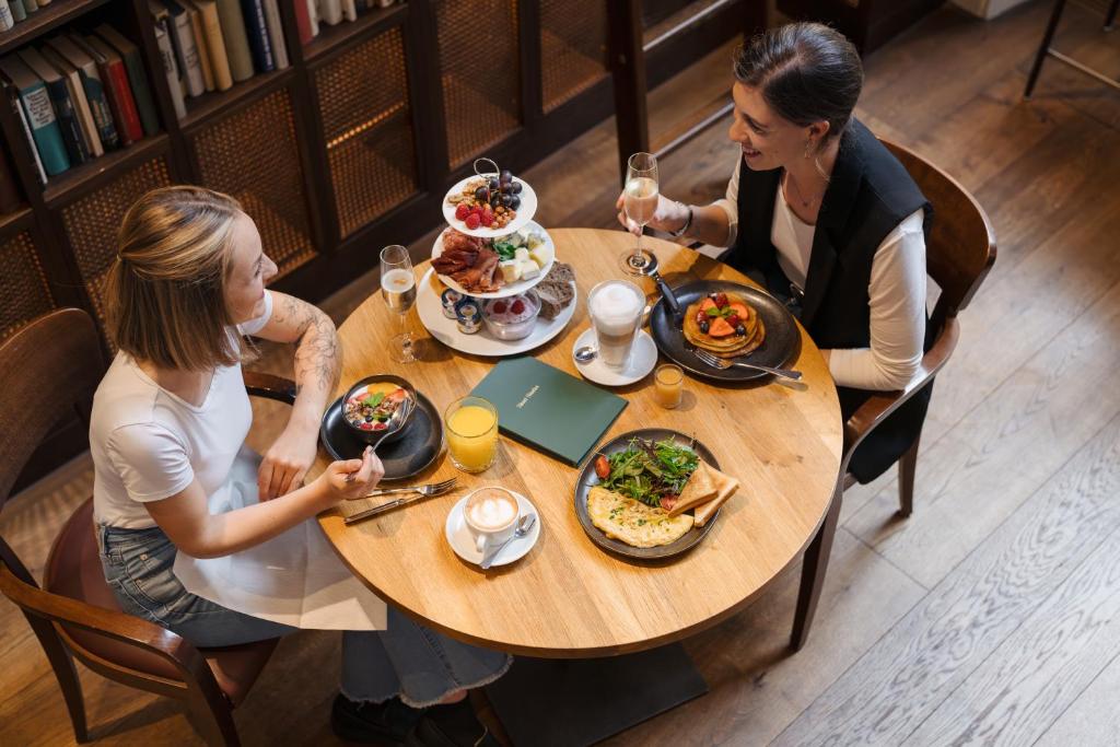 B2 Hotel Zürich - Resim 16