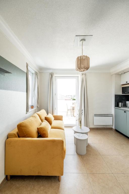 Résidence Château d'Acotz - Appartements avec piscine à 300m des Plages & Océan - Appartement 1 Chambre Avec Vue Sur Mer Et Terrasse