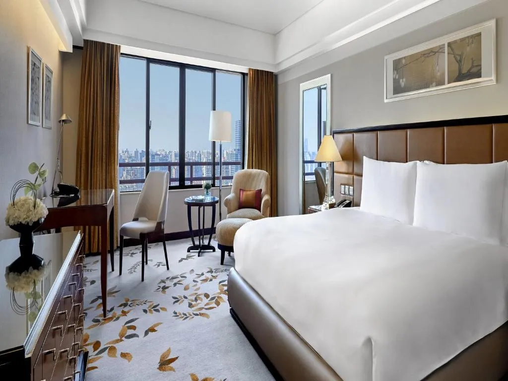 Deluxe City View Room, Guest room, 1 King, City view