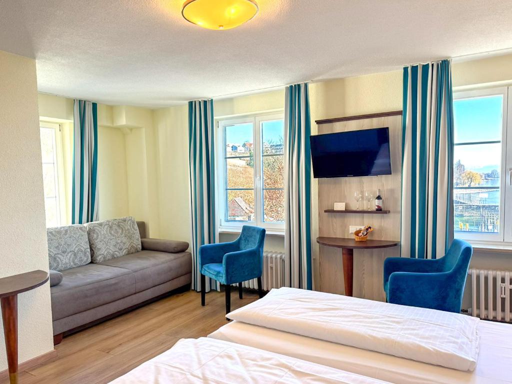 Hotel & Gästehaus Seehof - Family Room With Lake View