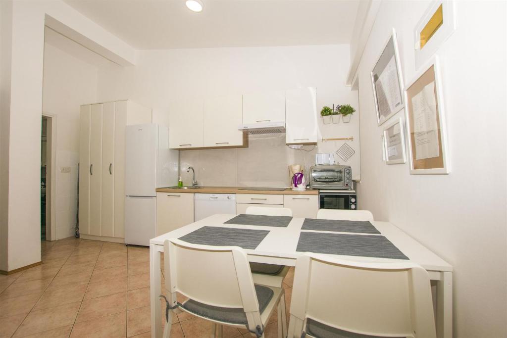 Kuchyňa alebo kuchynka v ubytovaní Apartments Josip