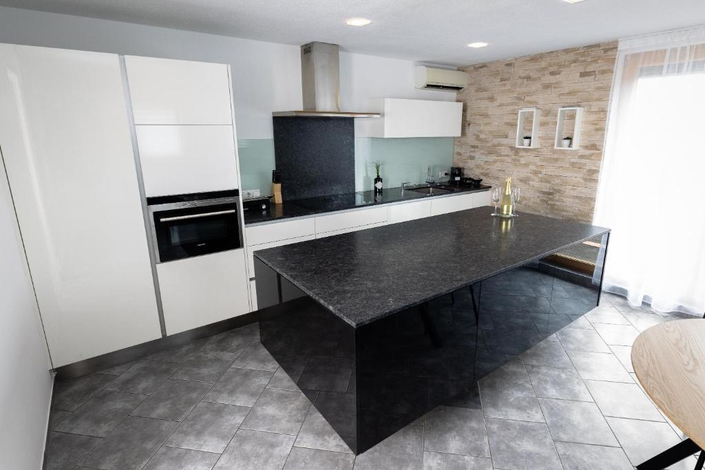 Kuchyň nebo kuchyňský kout v ubytování Riedwohnung 1- Lustenau