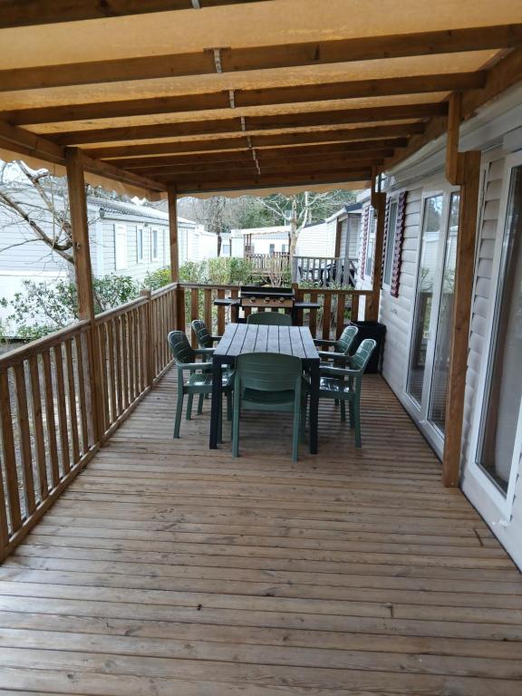 Balkón nebo terasa v ubytování sweet mobil-home