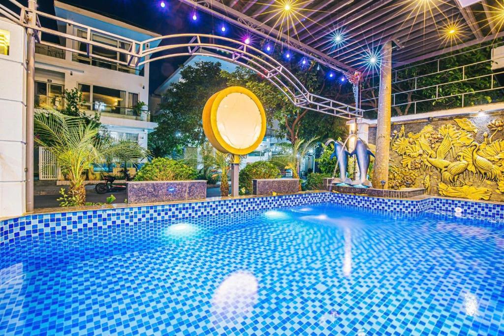 Πισίνα στο ή κοντά στο Villa FLC SẦM SƠN NT05