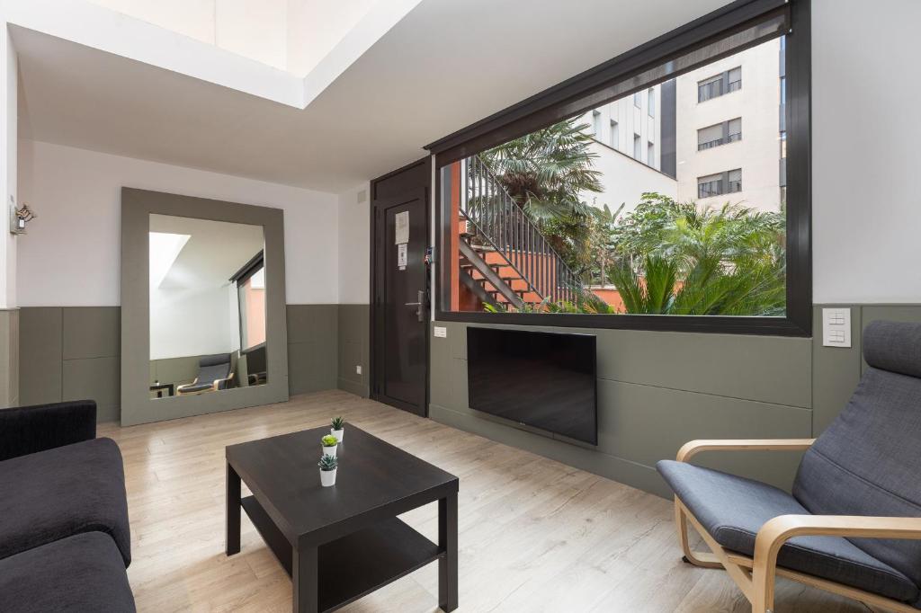 Enjoybcn Patio de Gala - 11