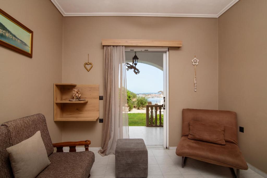 Area soggiorno di Koklas Studios