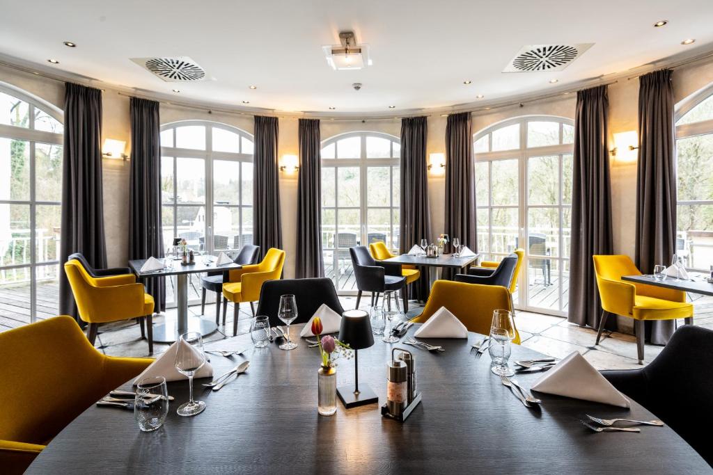 Posezení v ubytování Hotel Lahnschleife