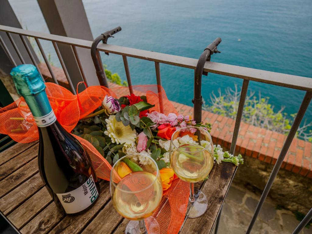 Nápoje v ubytování Il Baluardo Sea View Apartment on the Cliff