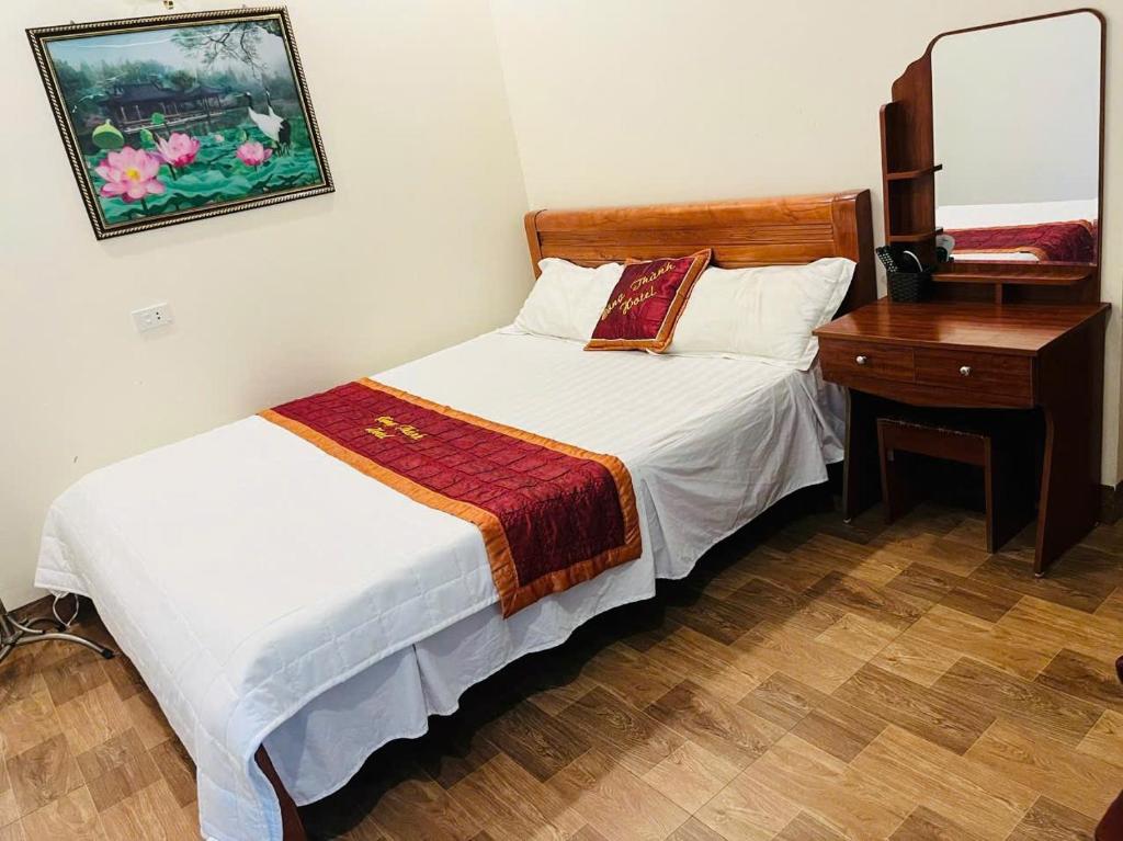 Postel nebo postele na pokoji v ubytování Công Thành Hotel 1