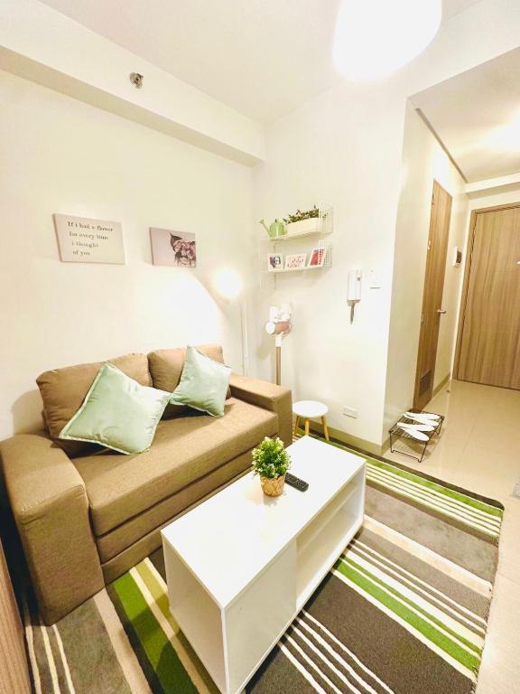 CB 1162 House