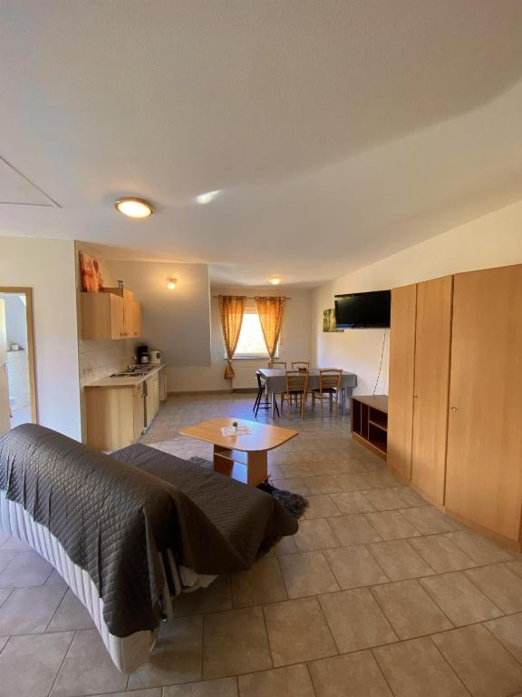 Hotel | Restaurant | Forellenzucht - Departamento
