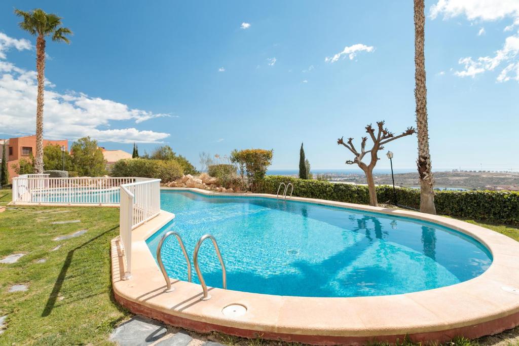 Swimmingpoolen hos eller tæt på El Mirador