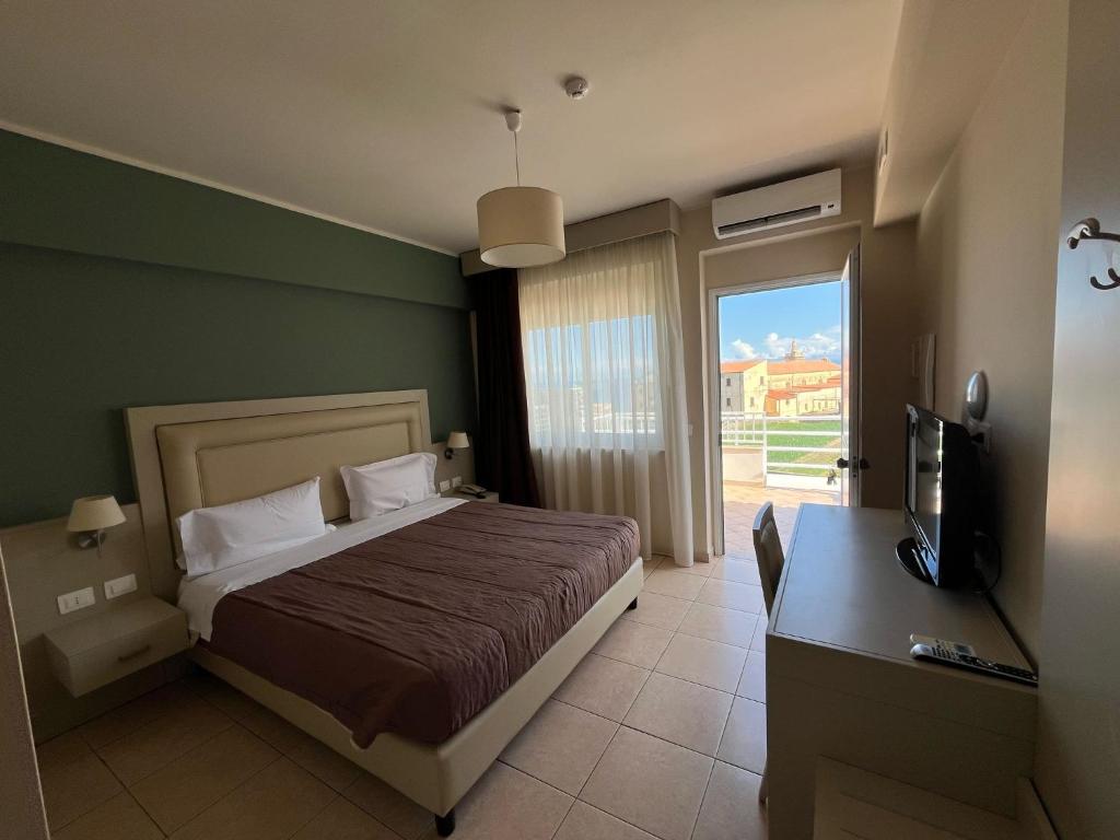 Postel nebo postele na pokoji v ubytování Mediterranean Boutique Hotel