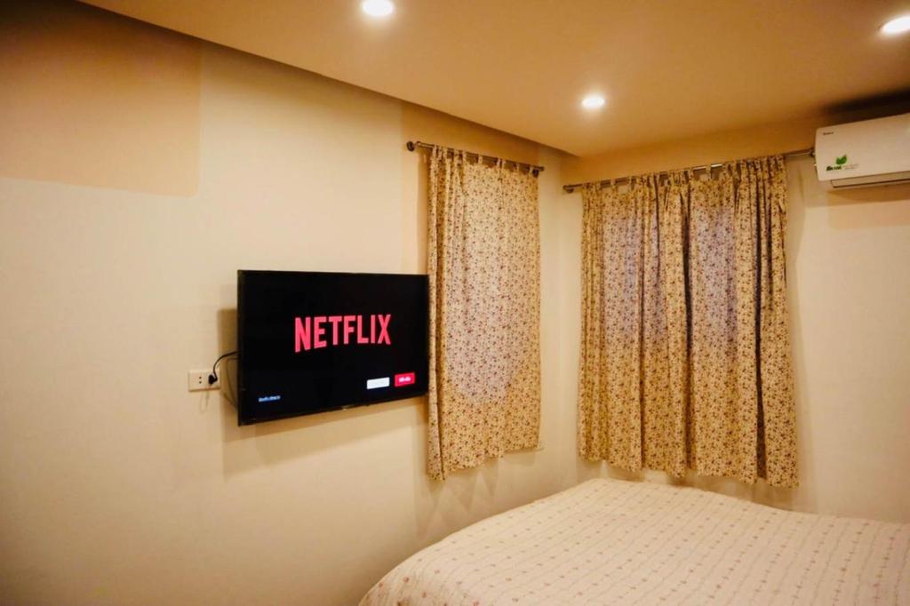TV a/nebo společenská místnost v ubytování ELB Stay I Self Check In