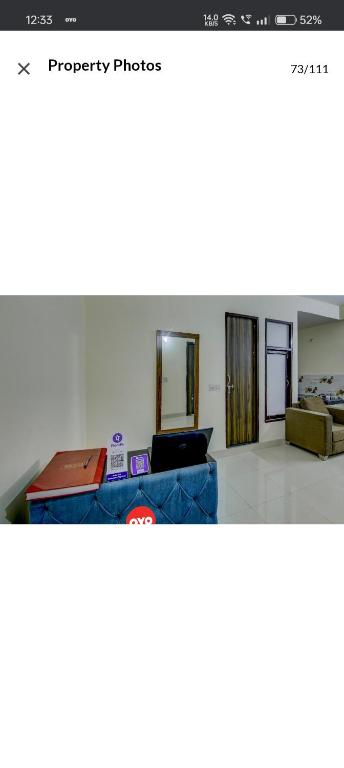 Postel nebo postele na pokoji v ubytování Hotel SUZU INN - Couple Friendly Fatehpur