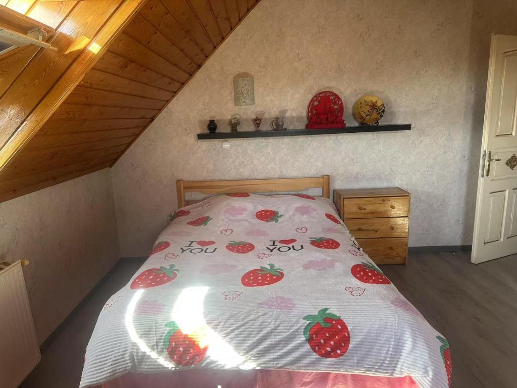 Postel nebo postele na pokoji v ubytování 苹果酒店