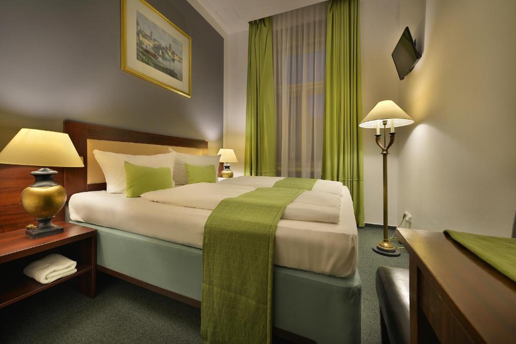 Prague Season Hotel - Resim 10