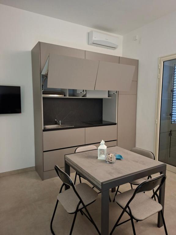 Kuchyň nebo kuchyňský kout v ubytování EmyFrancesco house