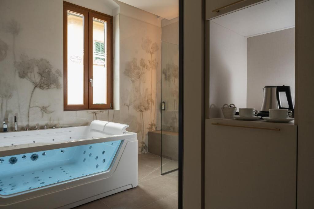 Koupelna v ubytování Hotel Parma e Oriente Wellness & Spa
