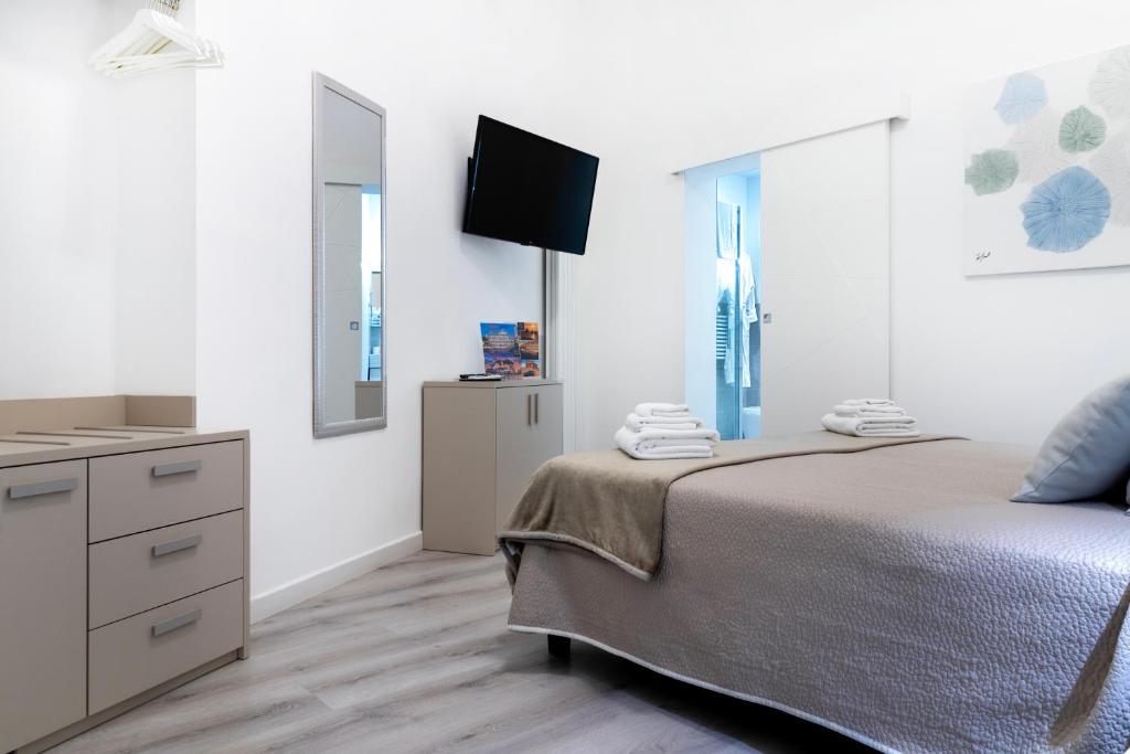 Heart City Rooms - 18