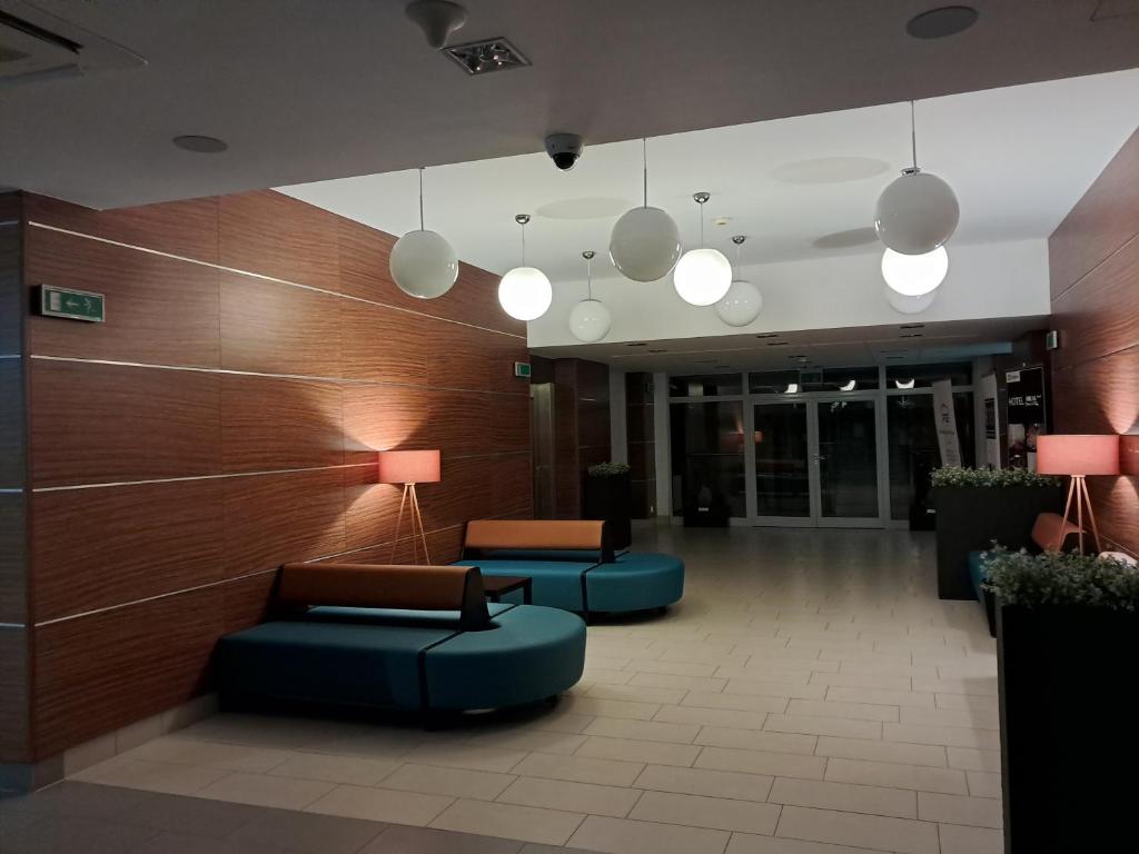 Hotel Kolna - darmowy parking, basen w cenie - Resim 14