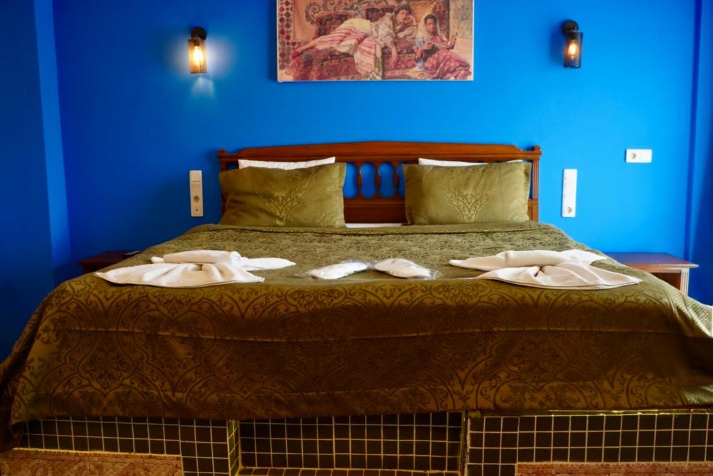 Rebetika Hotel & bistro - 5