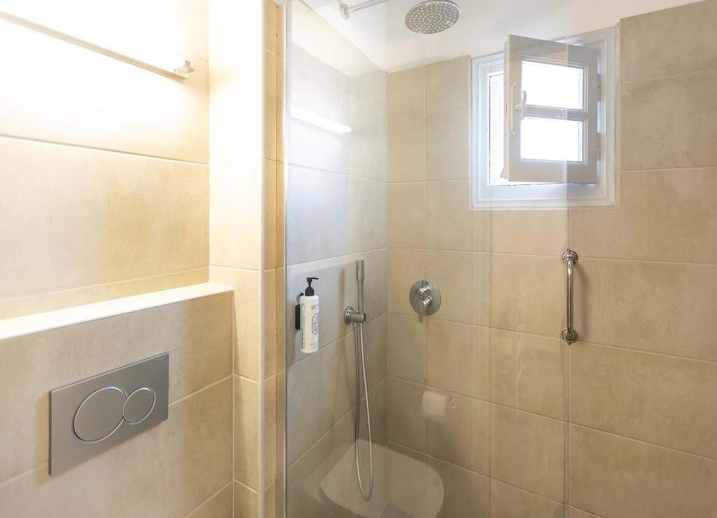 Phaos Santorini Suites - 5