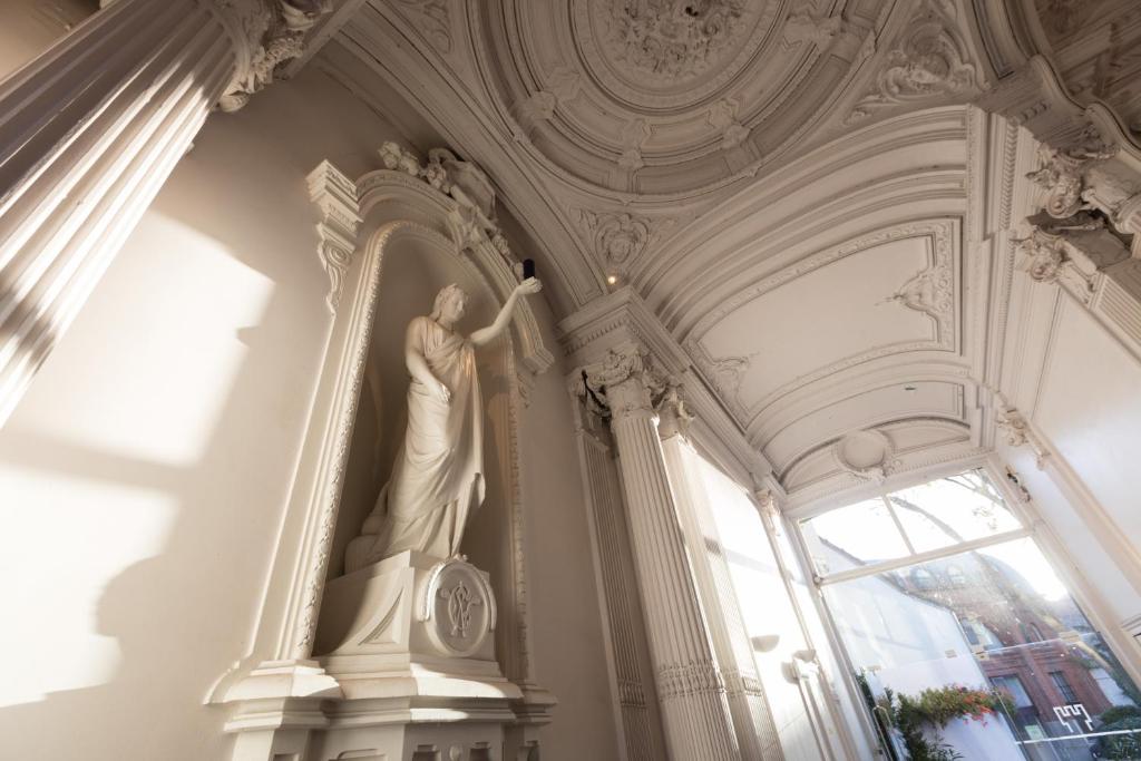 Hotel Gravensteen - Resim 8