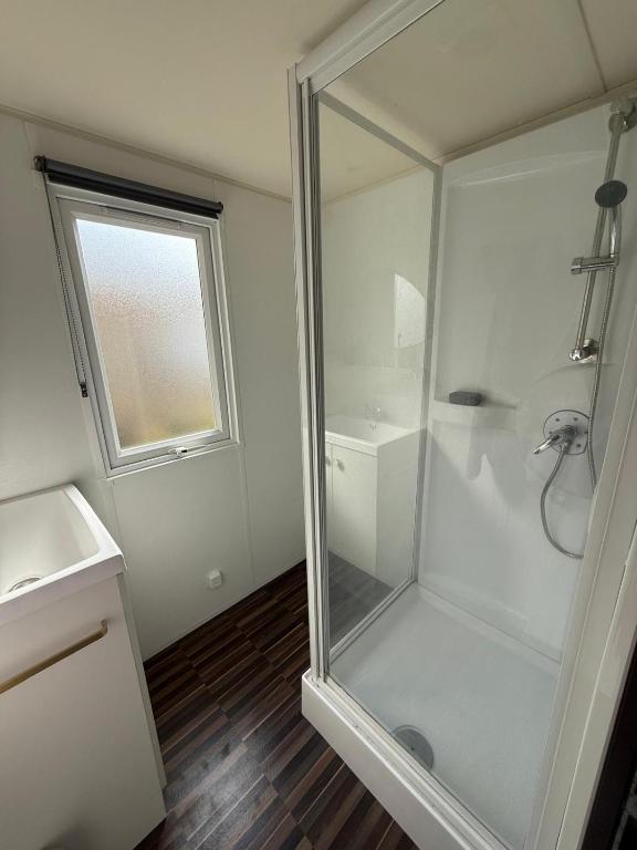 Koupelna v ubytování Mobil home Capbreton