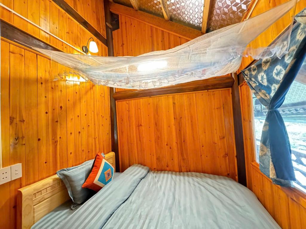 Postel nebo postele na pokoji v ubytování Cloud Mountain Home SaPa