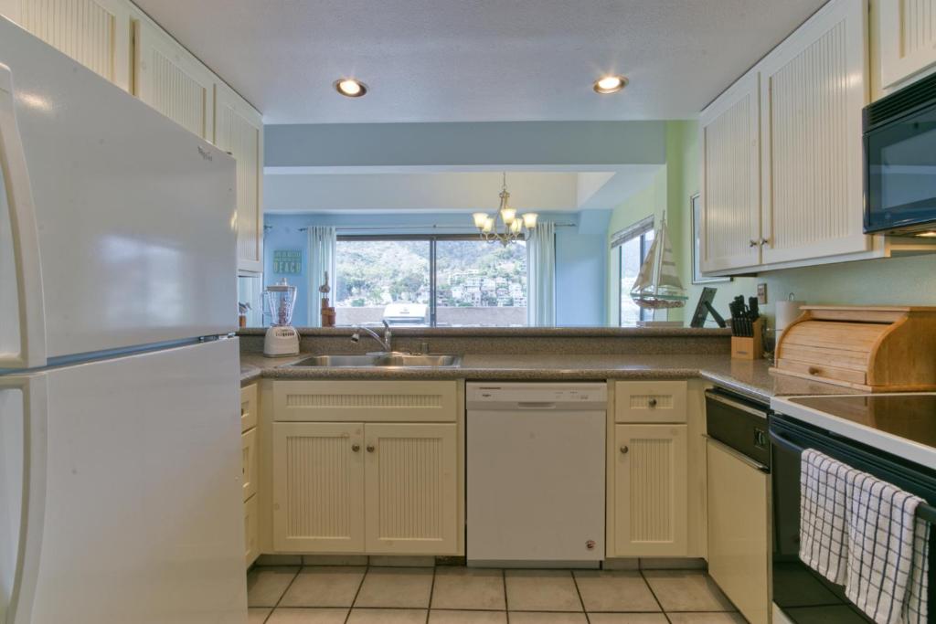 Dapur atau dapur kecil di Bahia Vista B44