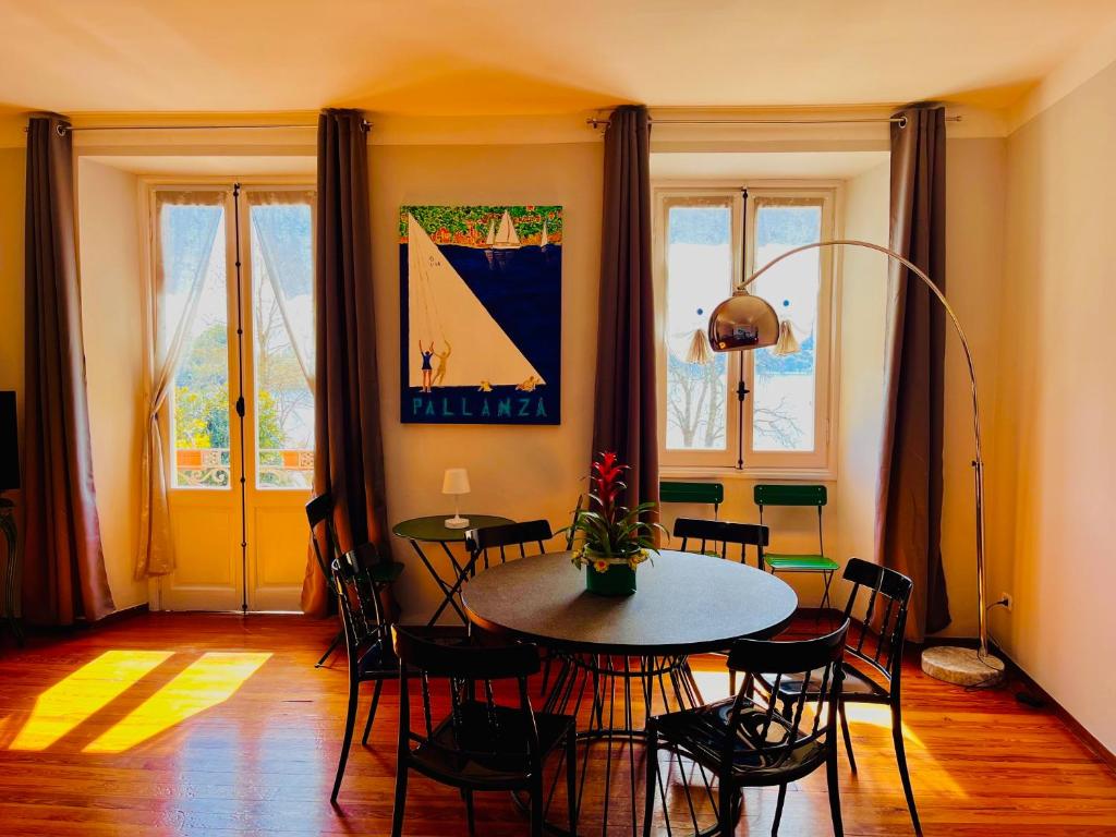Fotografie z fotogalerie ubytování Casa Gambusso historical house magnificent Lake View v destinaci Verbania