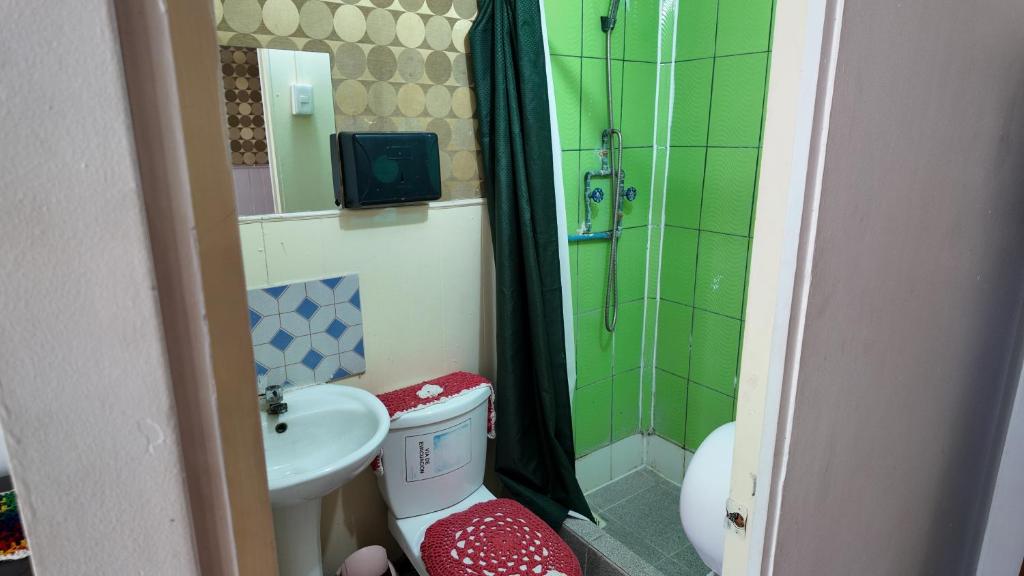 Ένα μπάνιο στο BVC Hotel Iquique Cavancha
