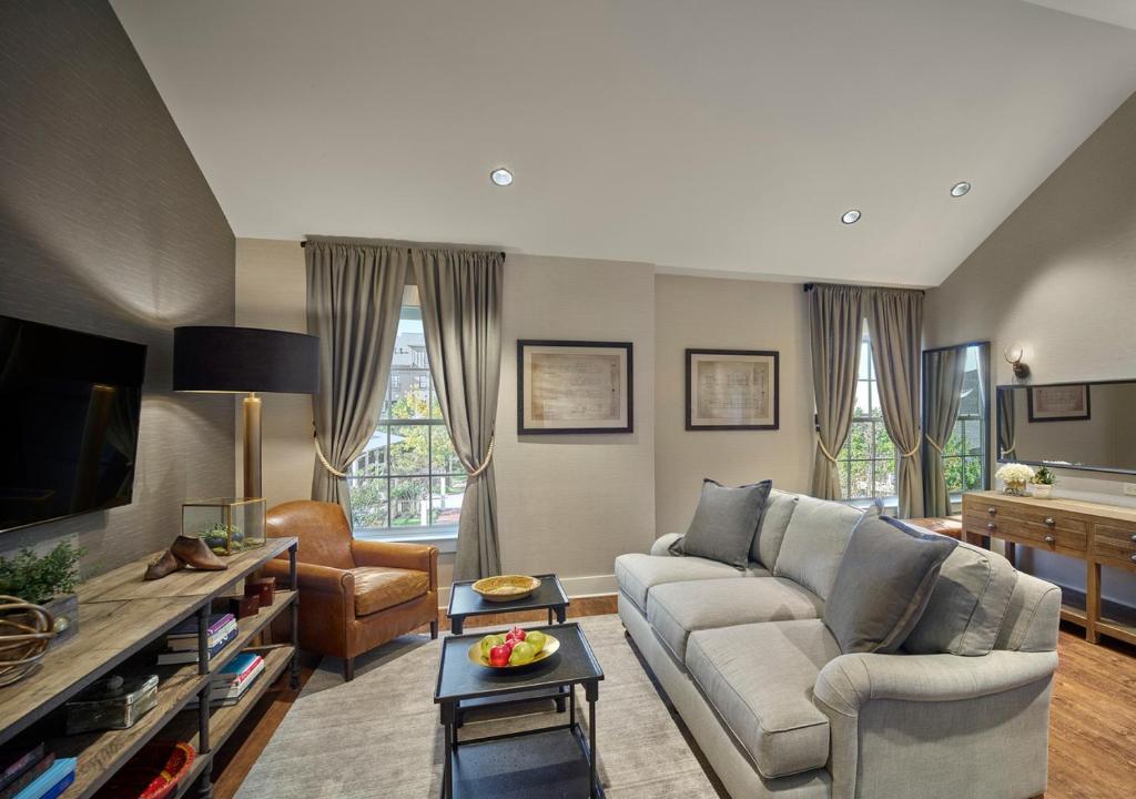 The Inn at Chesapeake Bay Beach Club - 