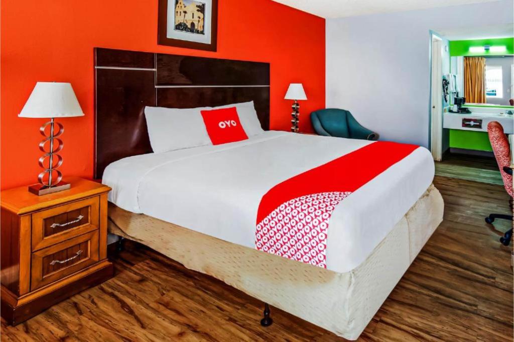 Hotel Europa Ridgecrest photo