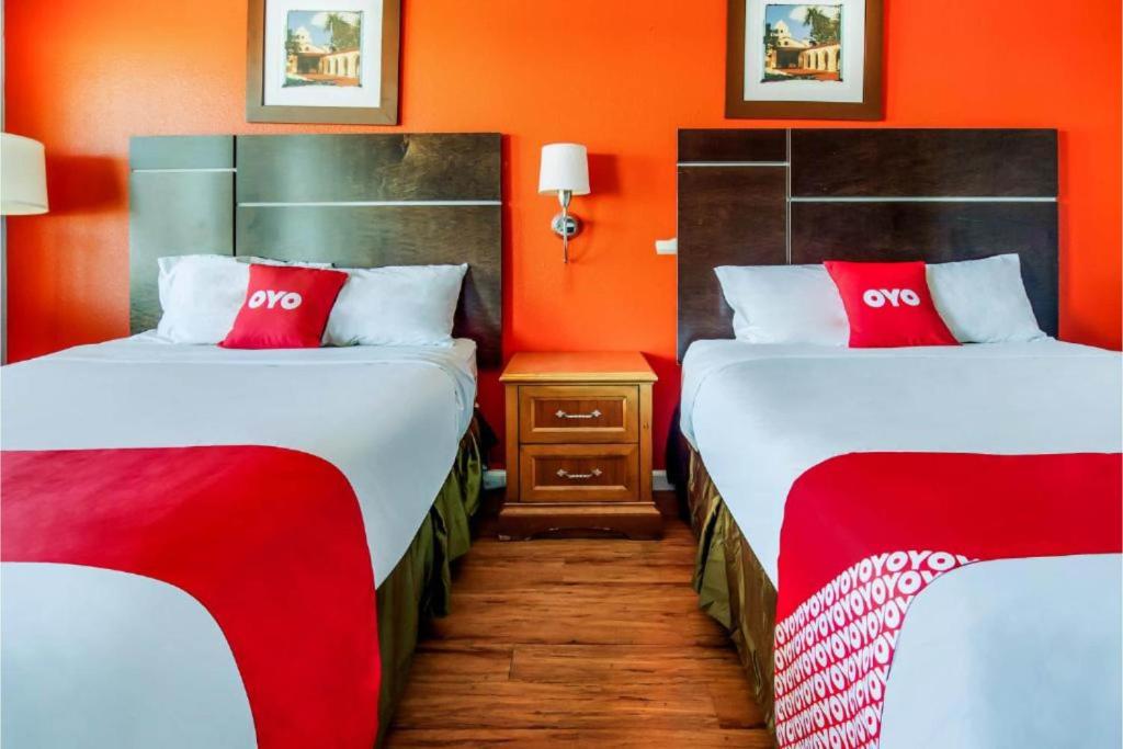 Hotel Europa Ridgecrest photo