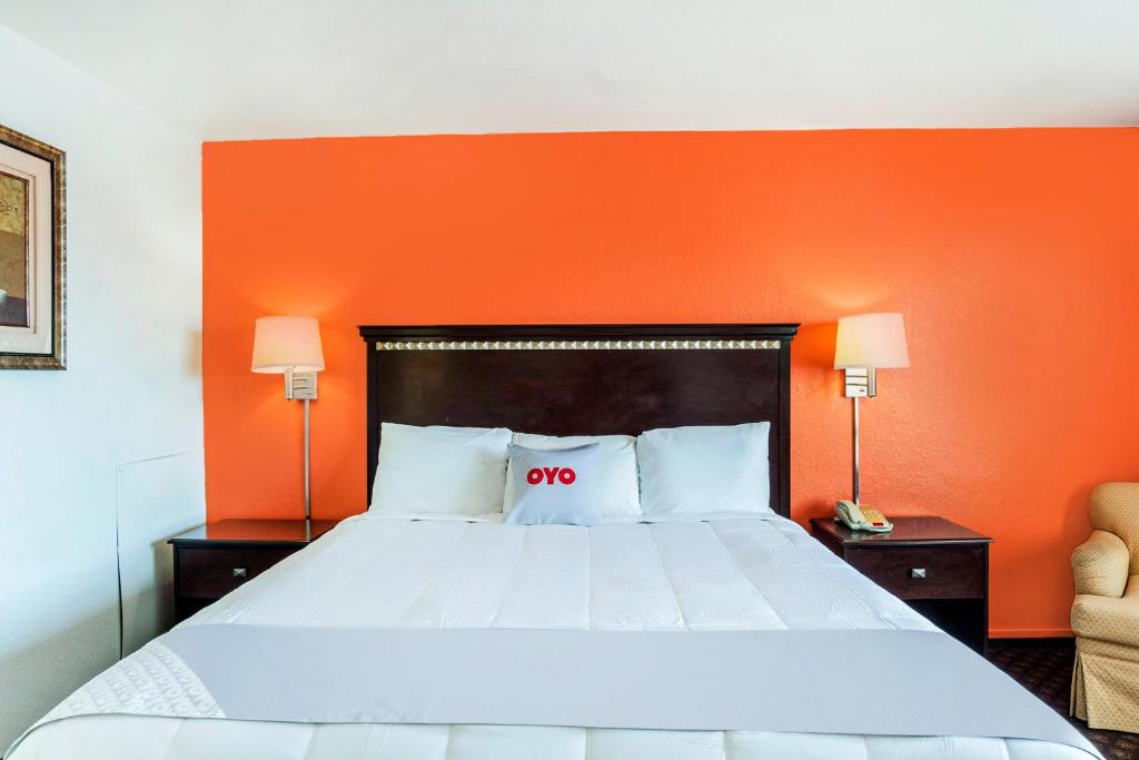 Travelodge By Wyndham Dodge City KS - Zimmer Mit Kingsize-Bett
