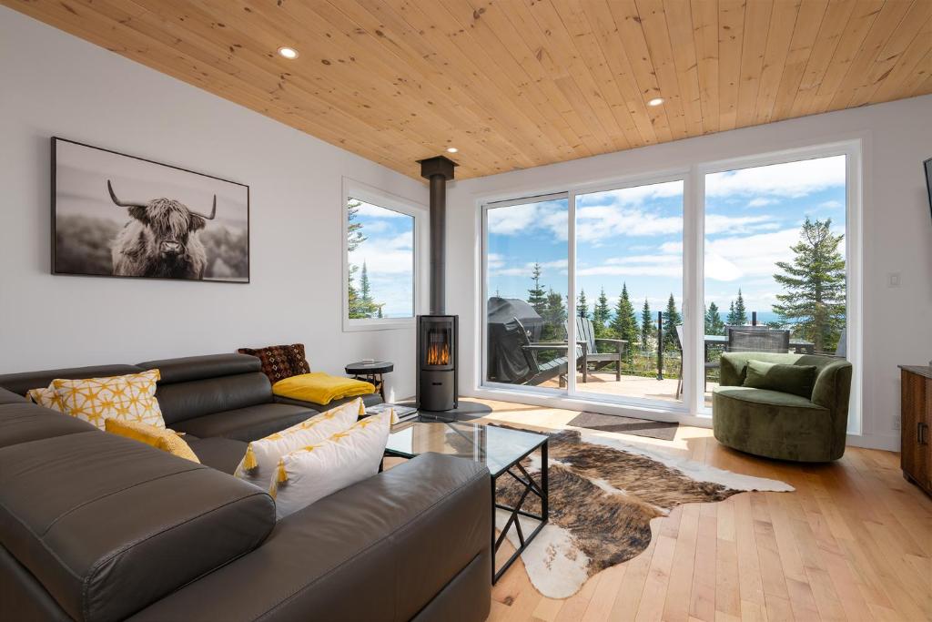 Posezení v ubytování Les Chalets du Massif de Charlevoix