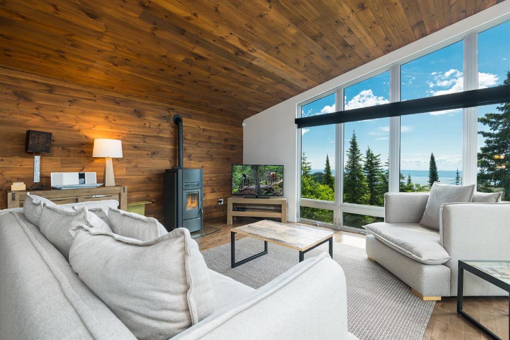 Posezení v ubytování Les Chalets du Massif de Charlevoix