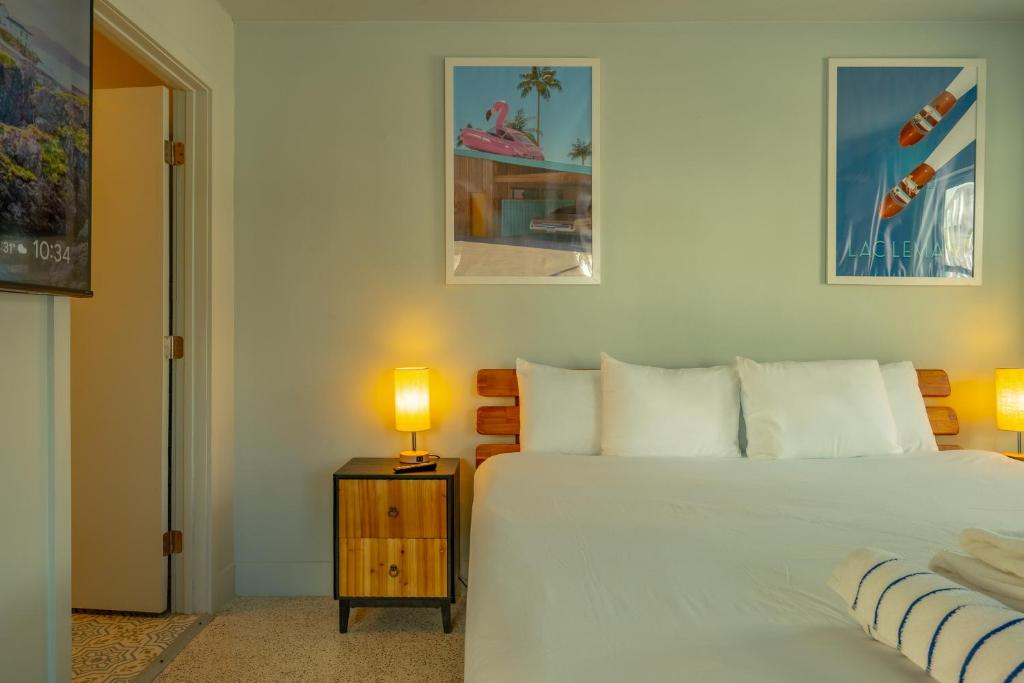 Tropical Breeze Vacation Rentals - Estudio Dúplex