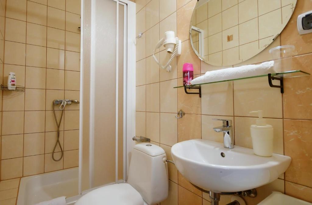 Koupelna v ubytování Marmari -Villa dla par