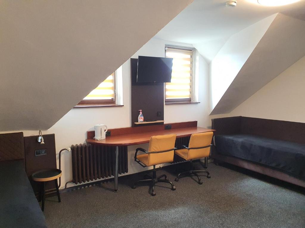 
Quadruple Room with Private Bathroom
