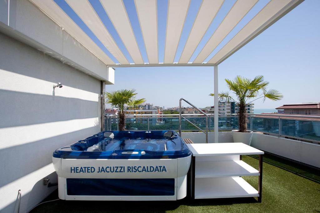 Fotografie z fotogalerie ubytování Hotel Tropical v destinaci Lido di Jesolo