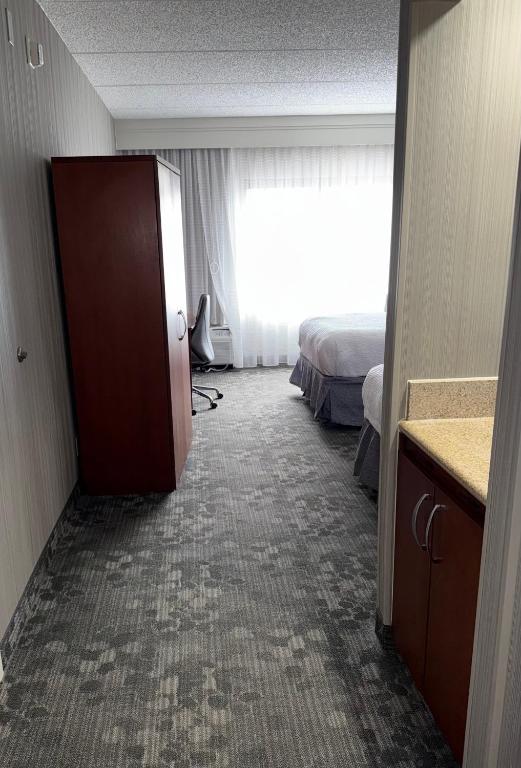 Postel nebo postele na pokoji v ubytování Courtyard by Marriott Fishkill