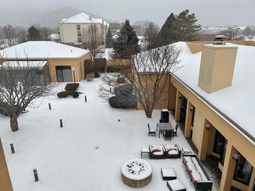Courtyard by Marriott Fishkill v zimě