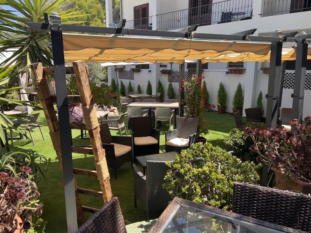 Zahrada ubytování Hotel Sa Lumenera
