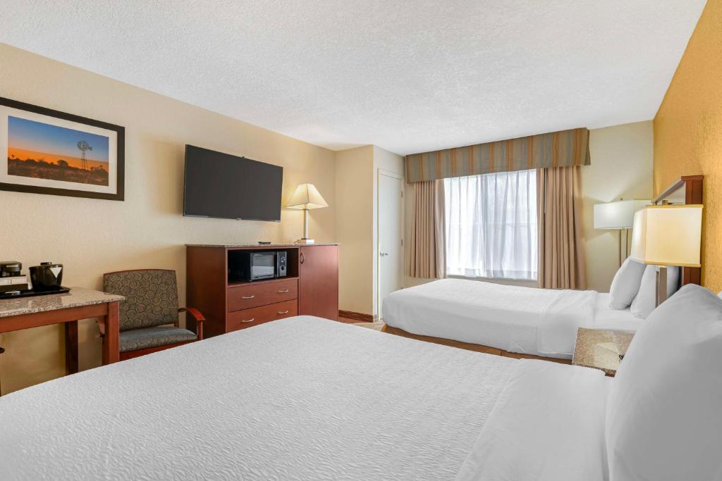 Best Western Executive Inn & Suites - Habitación Doble Con Dos Camas Dobles - Accesible